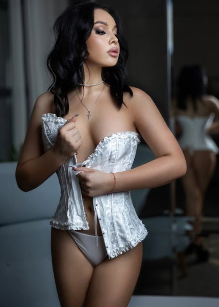 Индивидуалка Эмилия фото № 2 в городе Владивосток